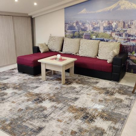 Lily'S Apartment Yerevan Luaran gambar